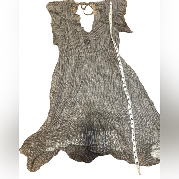 L'Agence Sophie Dress - Grey & White Flowy silk- size 6. EUC - Picture 10 of 10